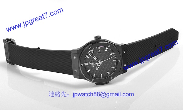 (HUBLOT)ウブロ ブランドコピー クラシック フュージョン ブラックマジック セラミック４２ｍｍ 542.CM.1770.RX